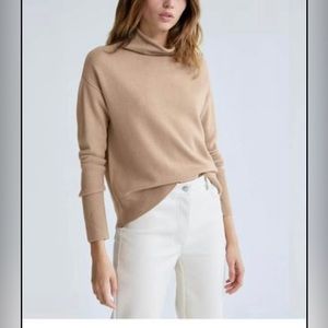 Wilfred Cyprie Swearer 100% Merino Wool